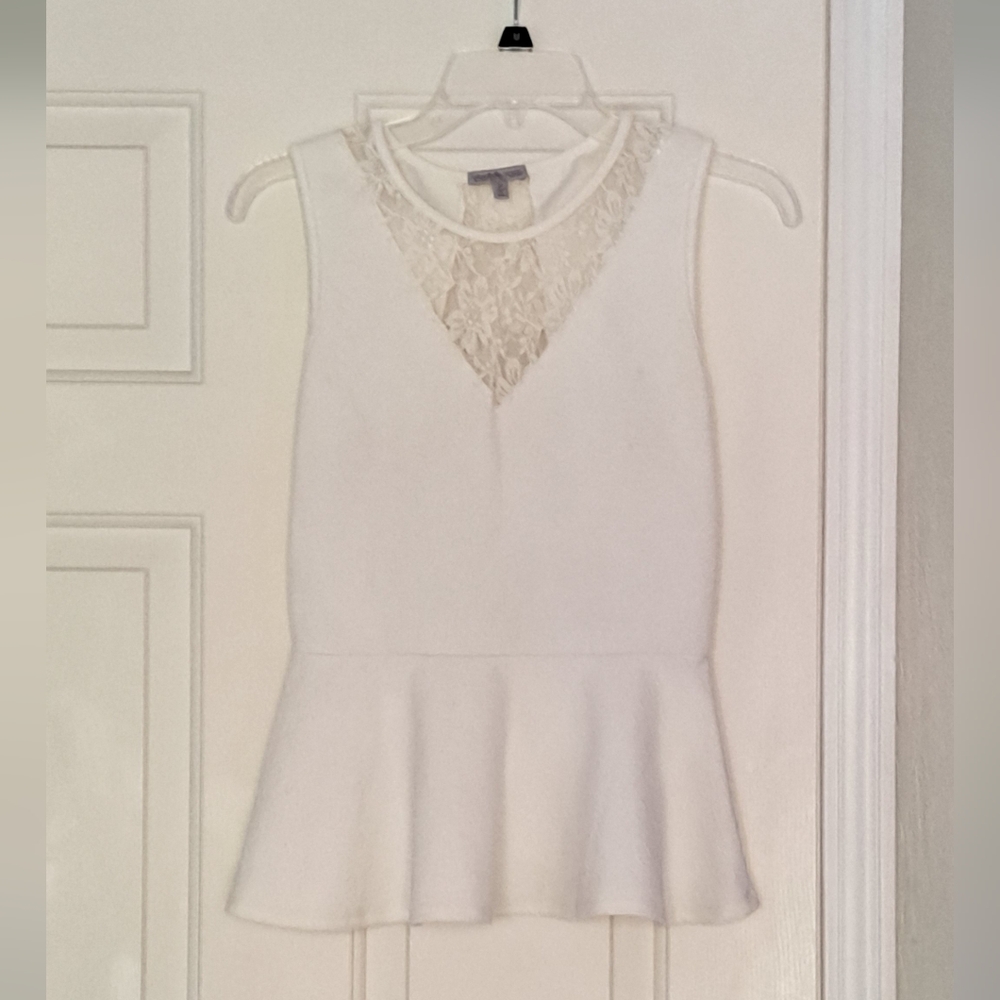 Charlotte Russe Cream Lace Soft Feminine Babydoll Peplum Stretch Shirt Medium